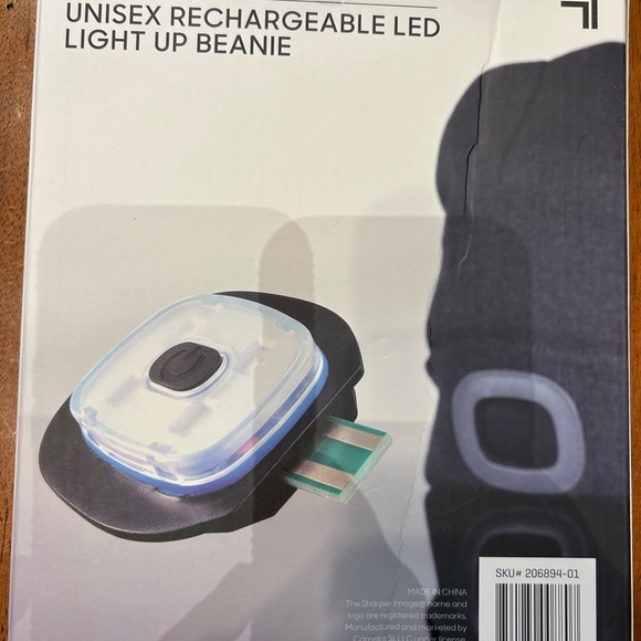 NEW Sharper Image UNISEX RECHARGEABLE LED
LIGHT UP BEANIE - Picture 2 of 5